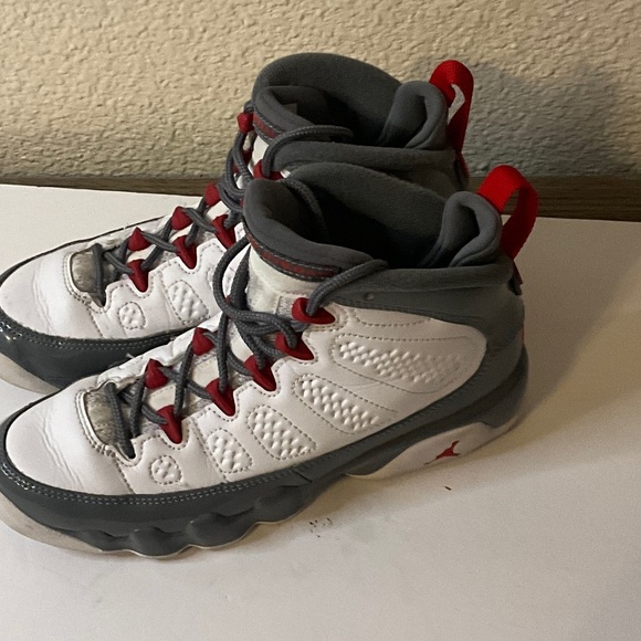 Jordan 9 retro red Sneakers - White, Gray, Red - Picture 4 of 4